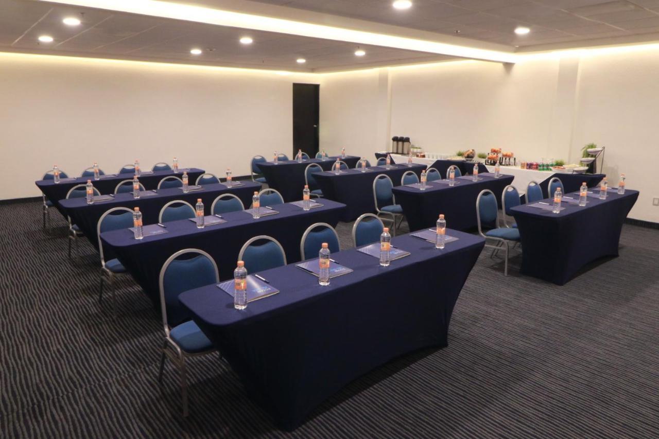 Holiday Inn Express San Luis Potosi By Ihg Екстериор снимка