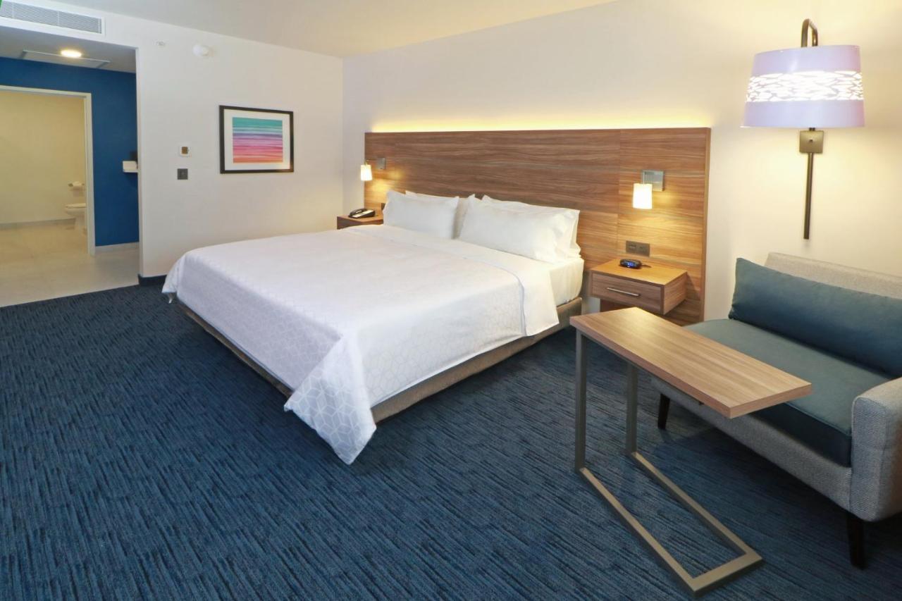 Holiday Inn Express San Luis Potosi By Ihg Екстериор снимка